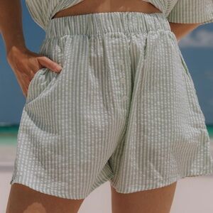 NWT DAILY DRILLS HARBOR STRIPE SHORT M/L includes original tags and DD packaging